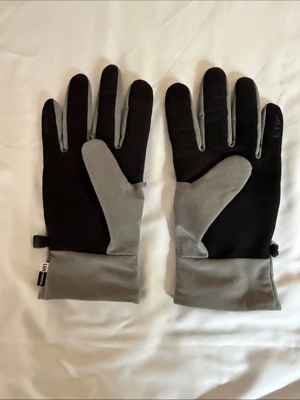 The North Face Men’s Grey Touchscreen Fleece Gloves with Logo
